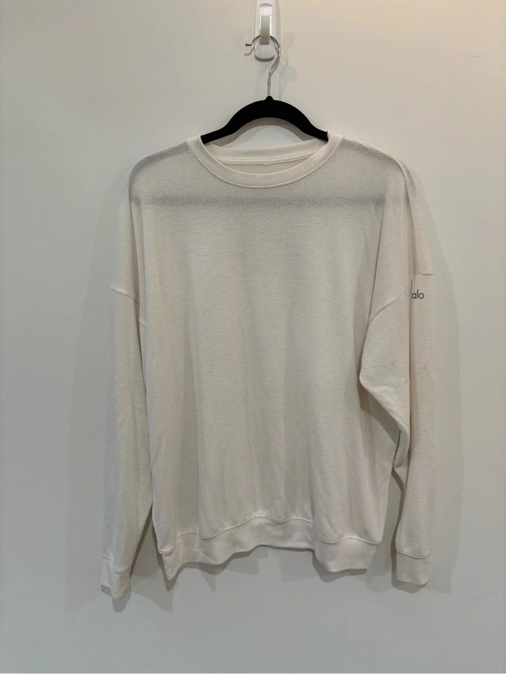 Alo Yoga Soho Crewneck Pullover
